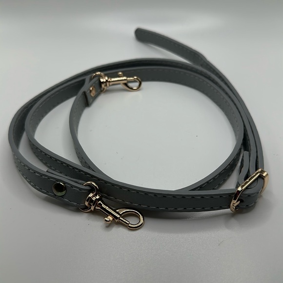 Gray vegan leather replacement purse strap - Picture 1 of 4